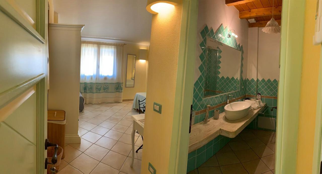 B&B Domo La Laguna Càbras Esterno foto